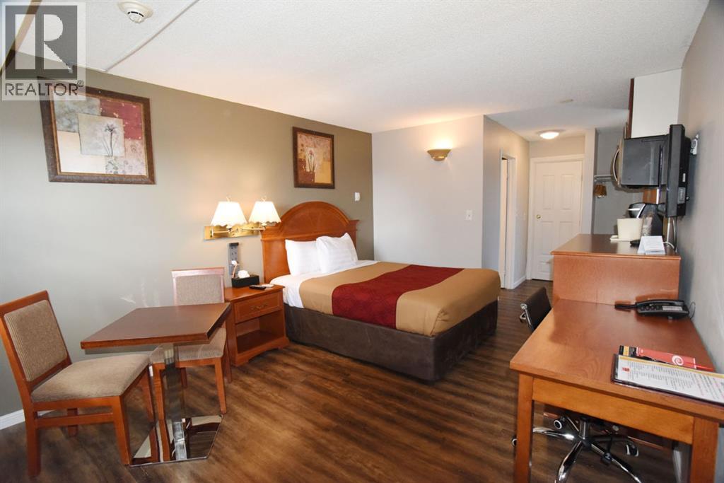 392 Centre Street, Drumheller, Alberta  T0J 0Y0 - Photo 13 - A2168094