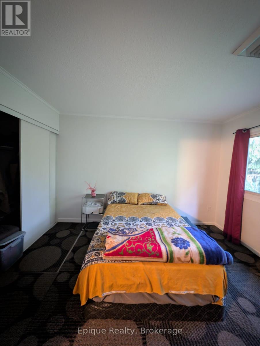 9 - 30 Green Valley Drive, Kitchener, Ontario  N2P 1G8 - Photo 19 - X12433471