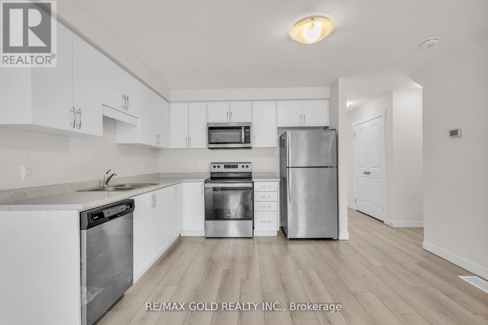 50 Wilkinson Avenue, Cambridge, Ontario  N1S 0C5 - Photo 19 - X12433475