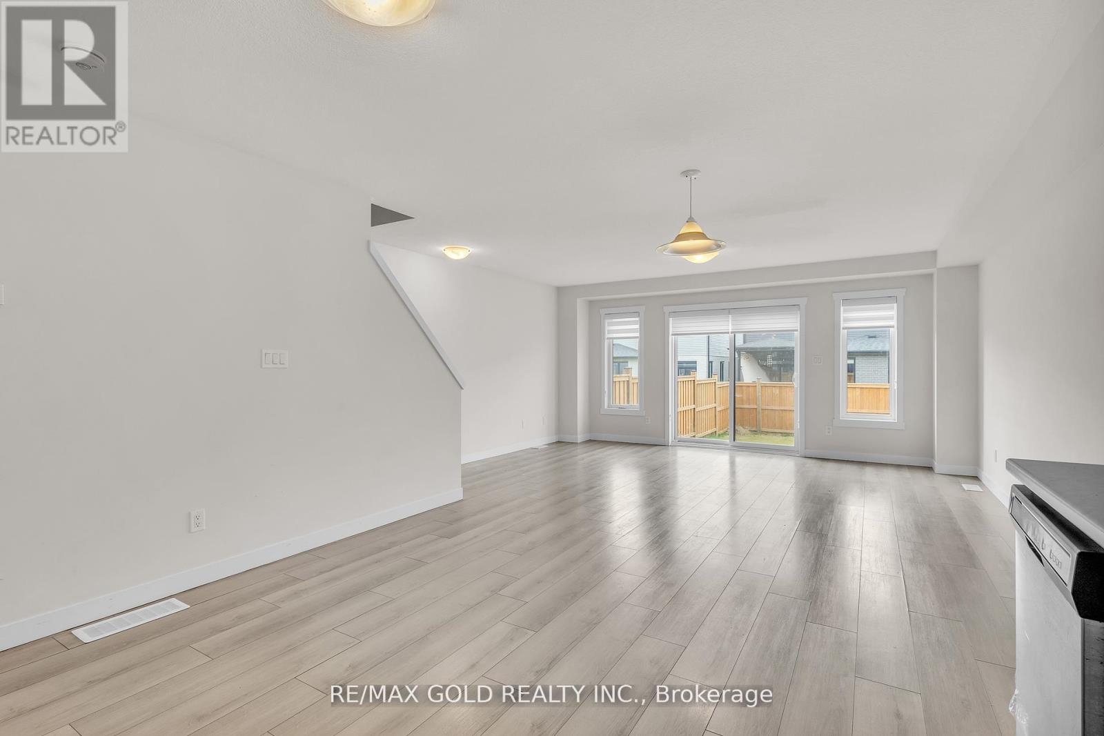 50 Wilkinson Avenue, Cambridge, Ontario  N1S 0C5 - Photo 21 - X12433475
