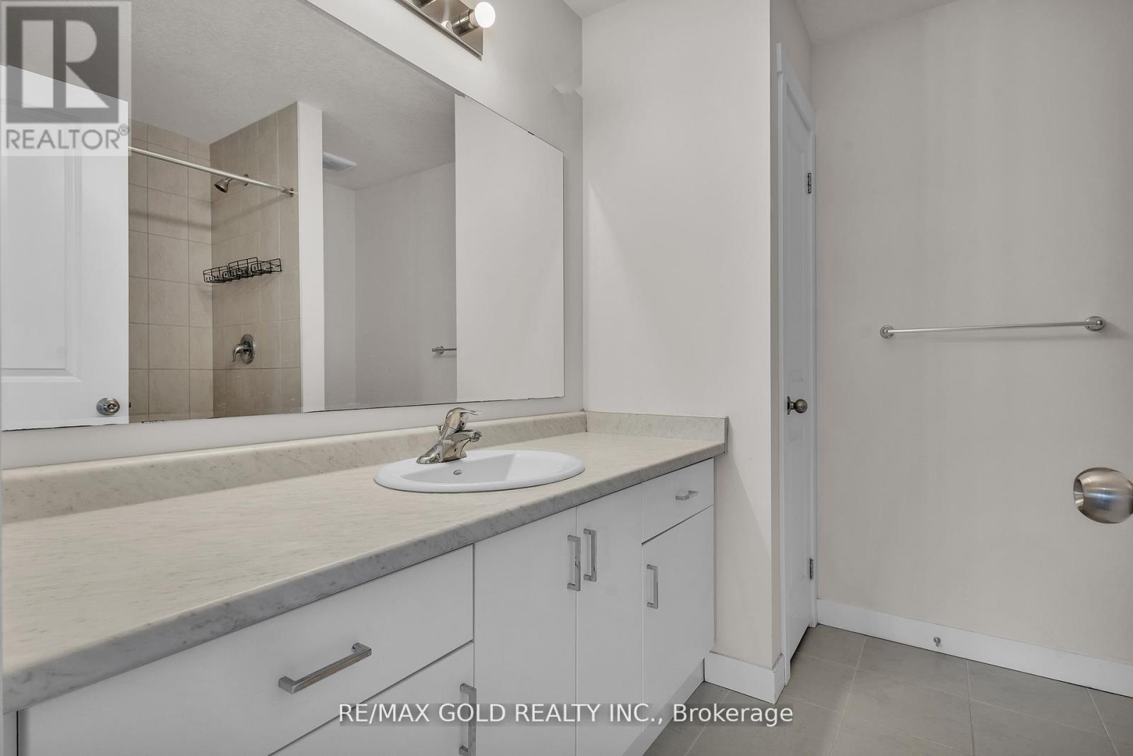50 Wilkinson Avenue, Cambridge, Ontario  N1S 0C5 - Photo 32 - X12433475
