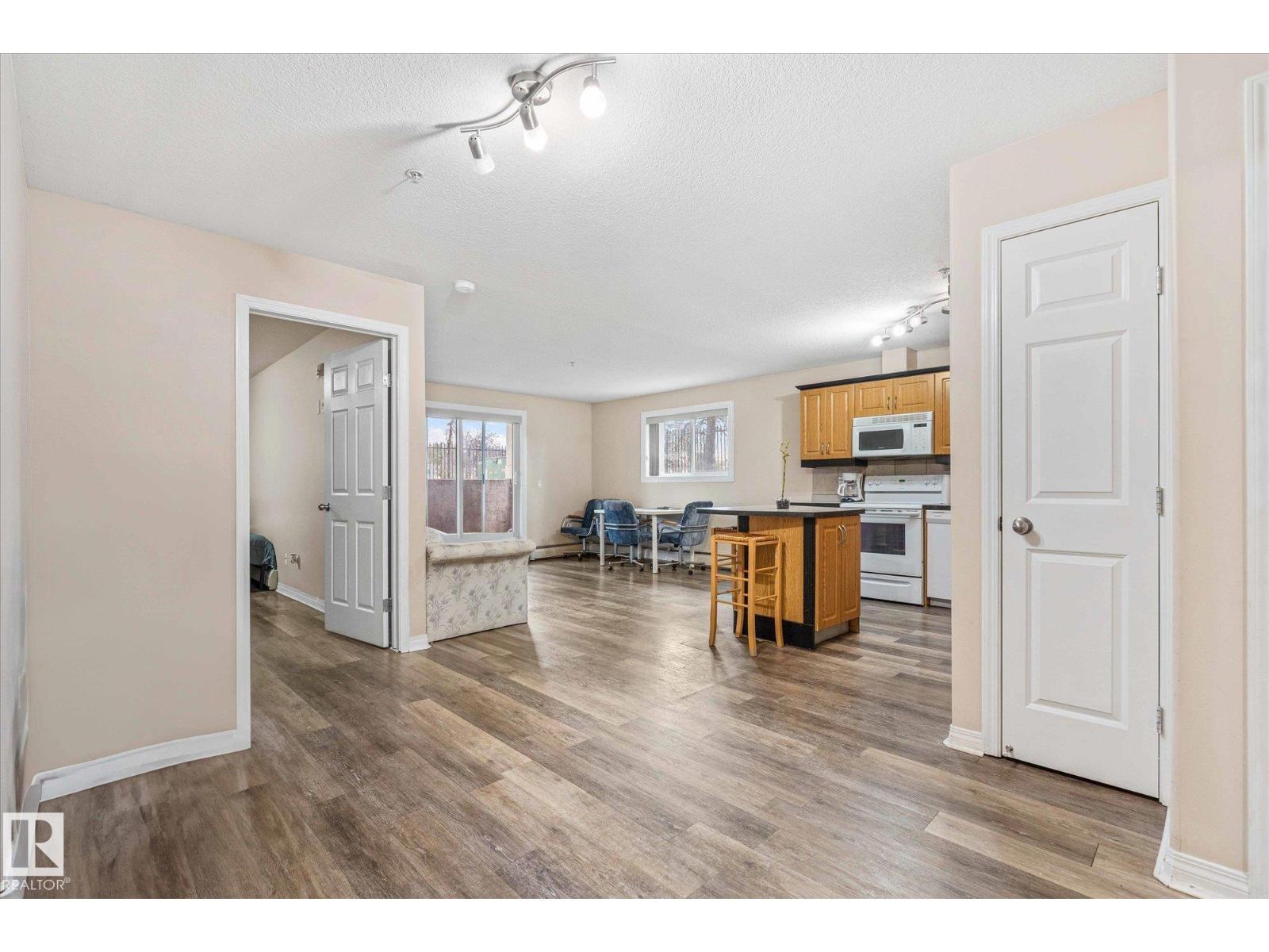 #112 9945 167 St Nw, Edmonton, Alberta  T5P 0K5 - Photo 16 - E4460033