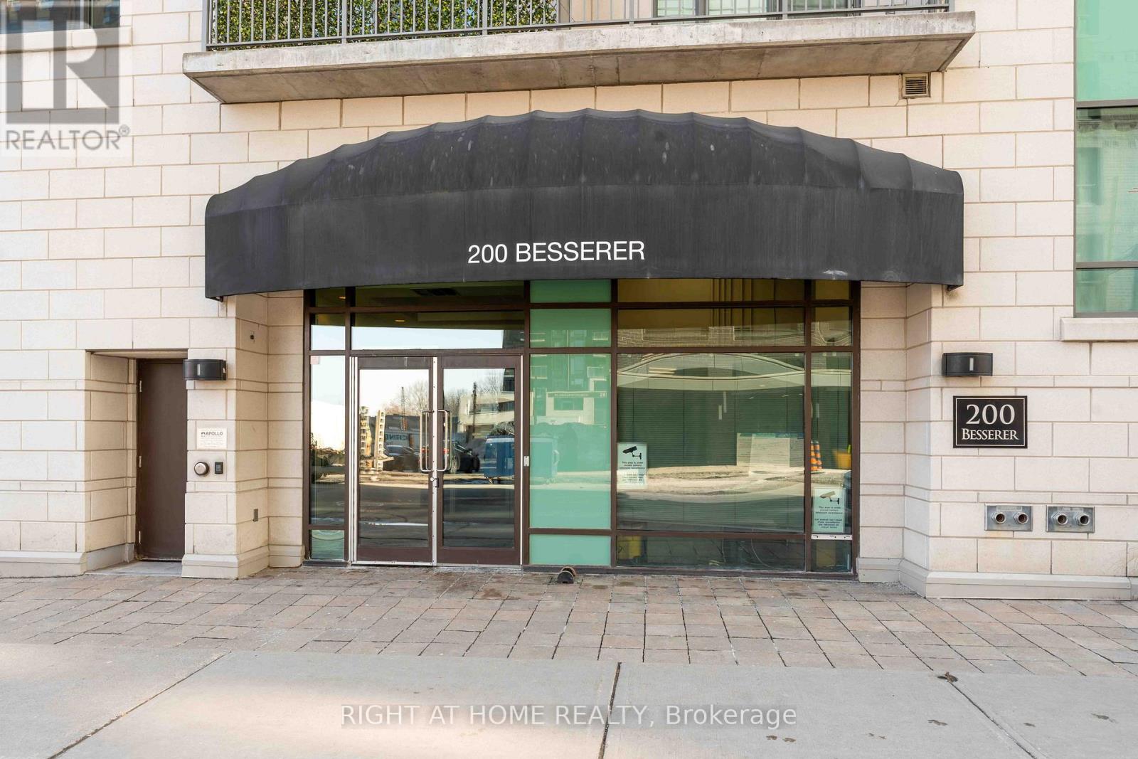 308 - 200 Besserer Street, Ottawa, Ontario  K1N 0A7 - Photo 3 - X12275524