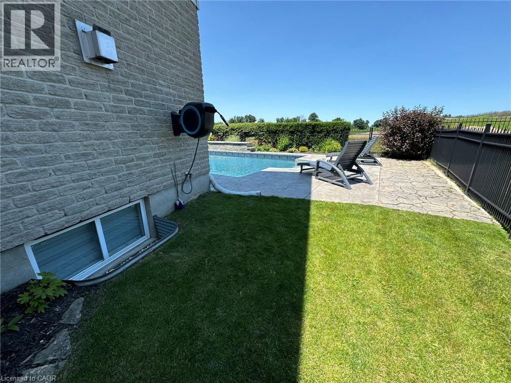 24 Applewood Street, Plattsville, Ontario  N0J 1S0 - Photo 35 - 40724252