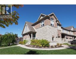 550 LANDGREN Court, kitchener, Ontario