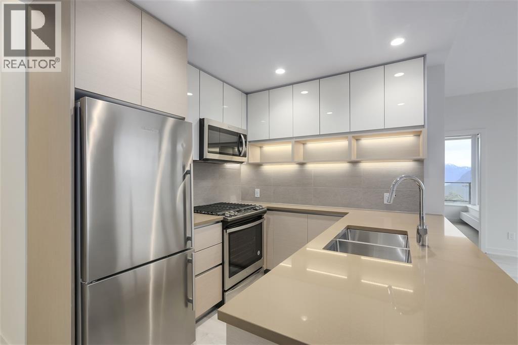303 8850 University Crescent, Burnaby, British Columbia  V5A 4Y8 - Photo 3 - R3053391