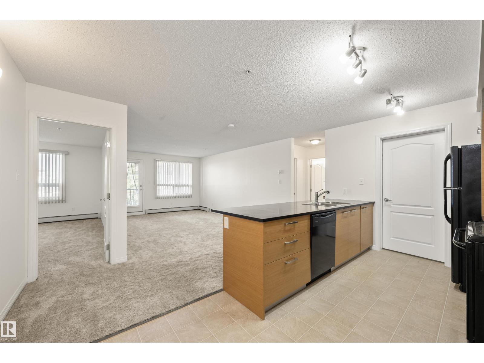 #2209 7343 South Terwillegar Dr Nw, Edmonton, Alberta  T6R 0M2 - Photo 3 - E4460034