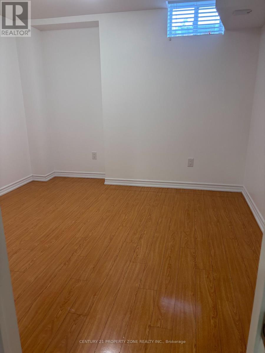 19 Angelgate Road (Basement) Road E, Brampton, Ontario  L6Y 0X8 - Photo 7 - W12405489