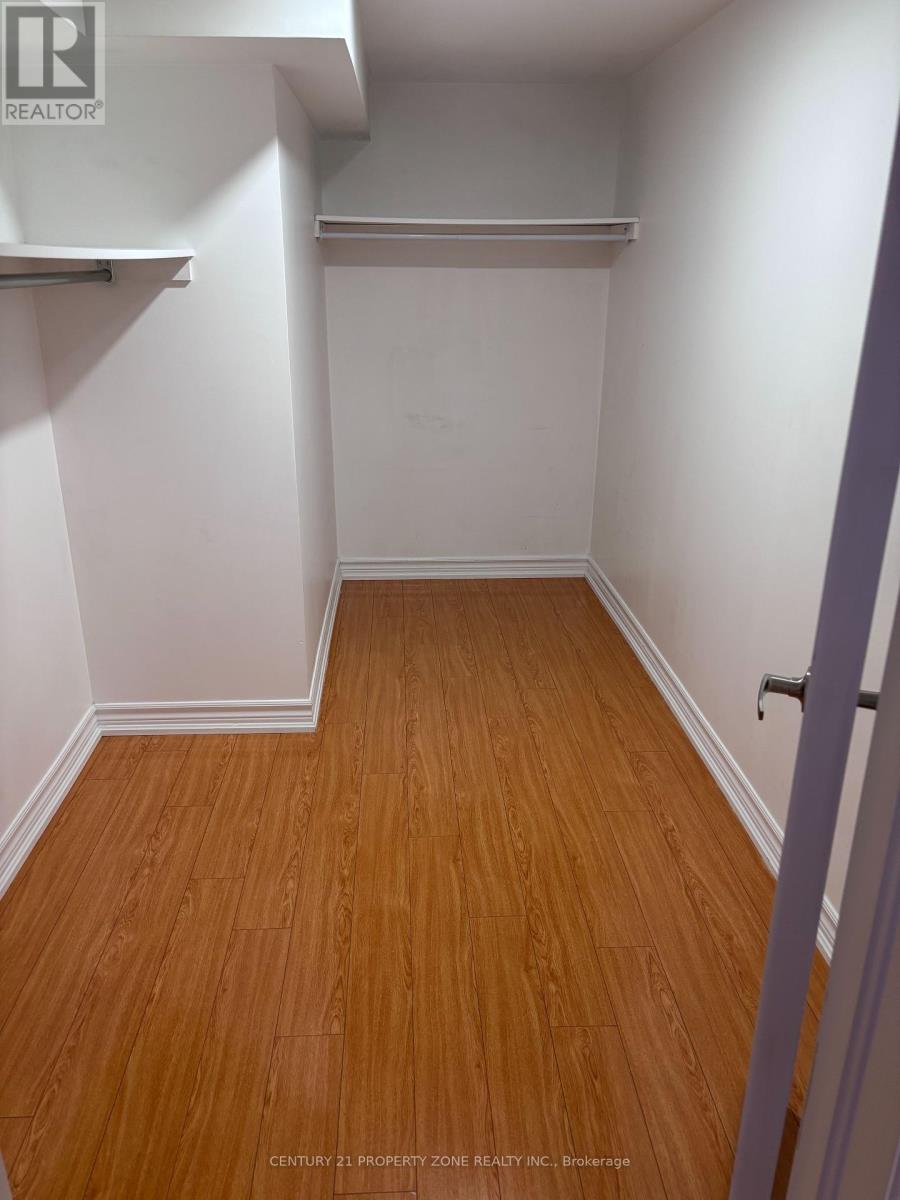 19 Angelgate Road (Basement) Road E, Brampton, Ontario  L6Y 0X8 - Photo 12 - W12405489