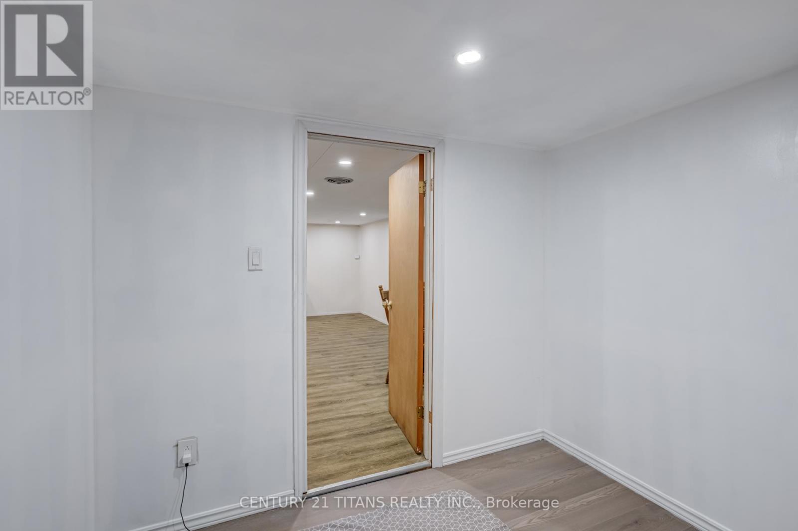 107 Wilson Road N, Oshawa, Ontario  L1G 6E1 - Photo 36 - E12433484