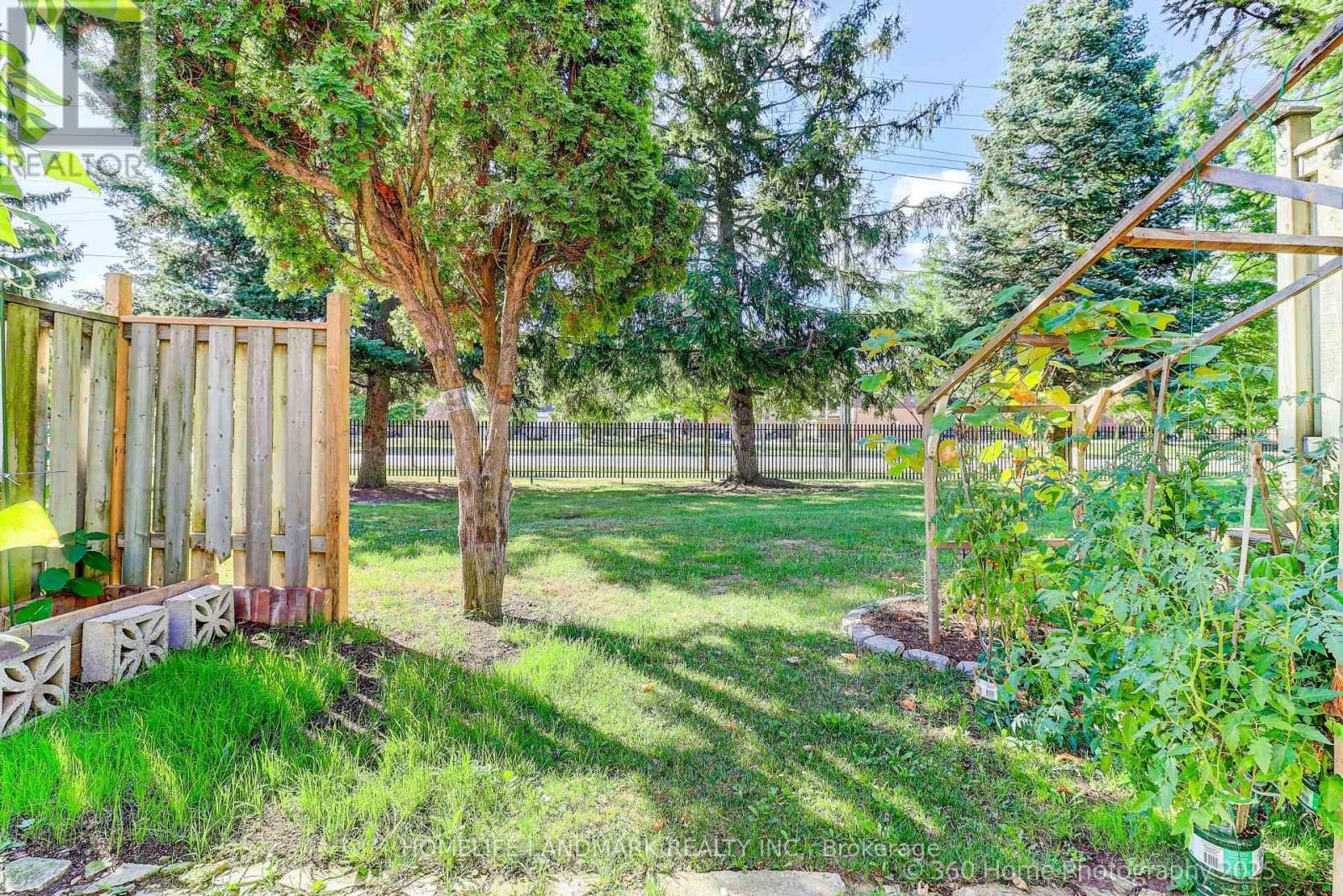 133 Huntingdale Boulevard, Toronto, Ontario  M1W 1T2 - Photo 19 - E12433491