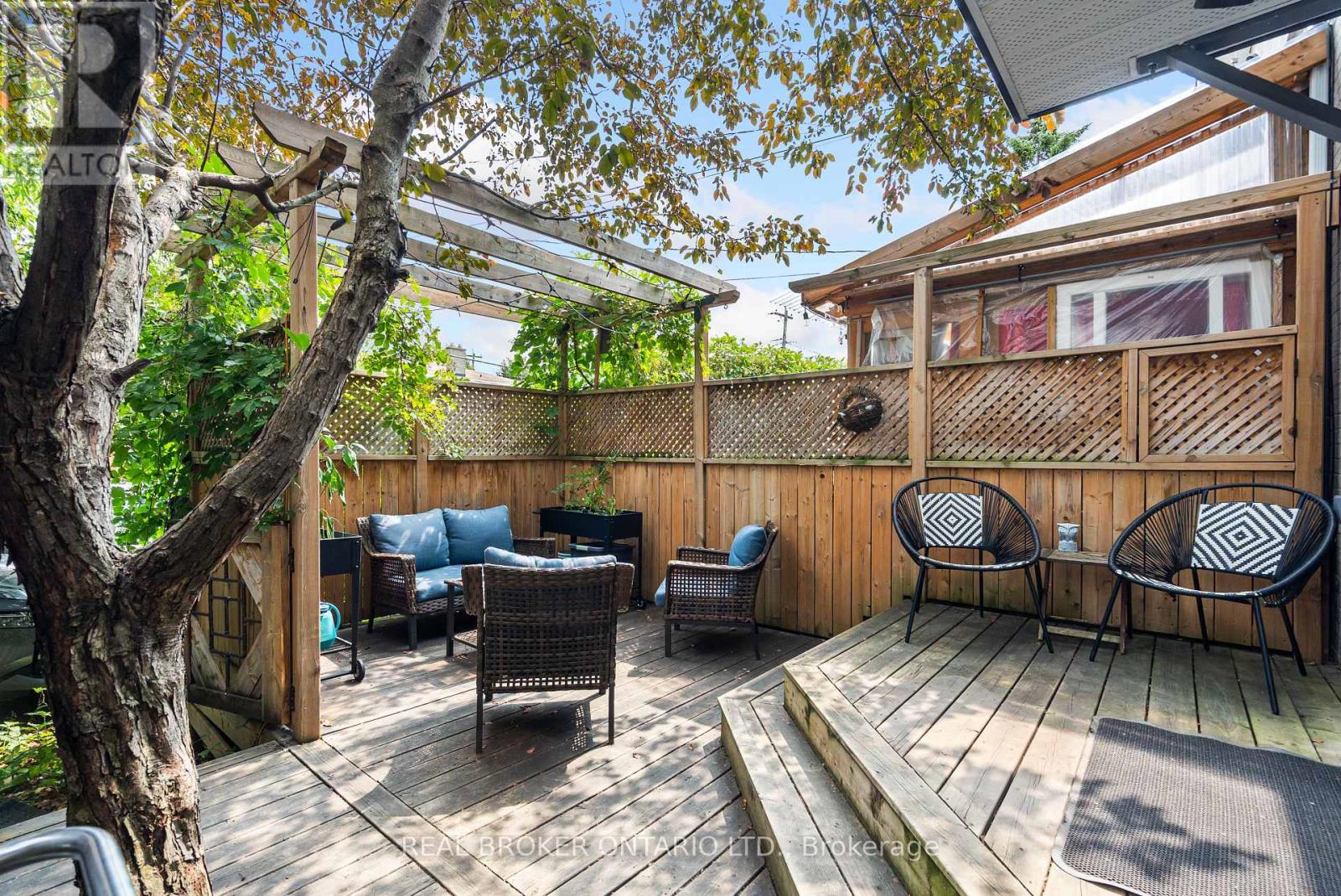 1003 Silver Street, Ottawa, Ontario  K1Z 6H8 - Photo 36 - X12432430