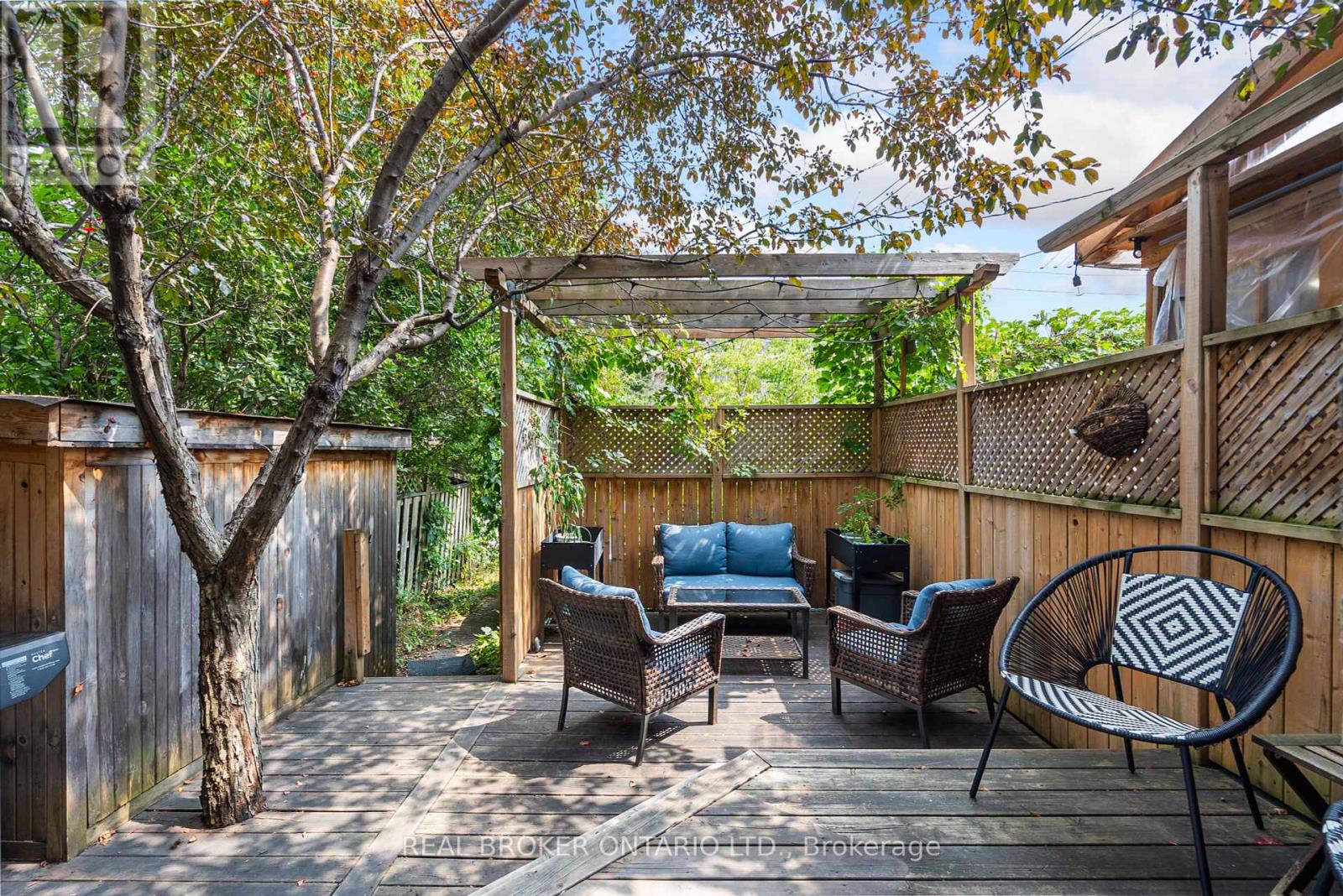 1003 Silver Street, Ottawa, Ontario  K1Z 6H8 - Photo 35 - X12432430