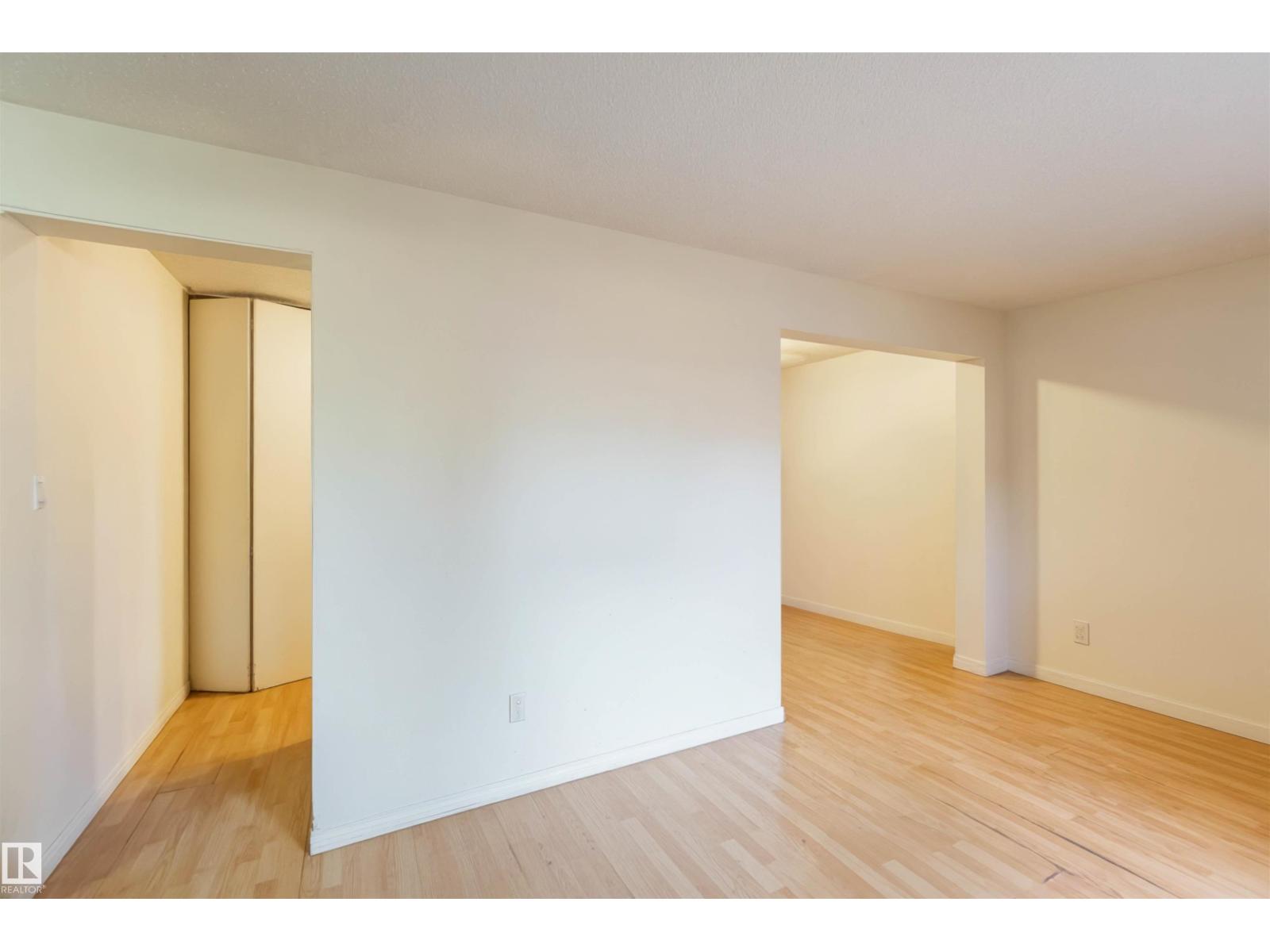 #15 14205 82 St Nw, Edmonton, Alberta  T5E 2V7 - Photo 2 - E4455490