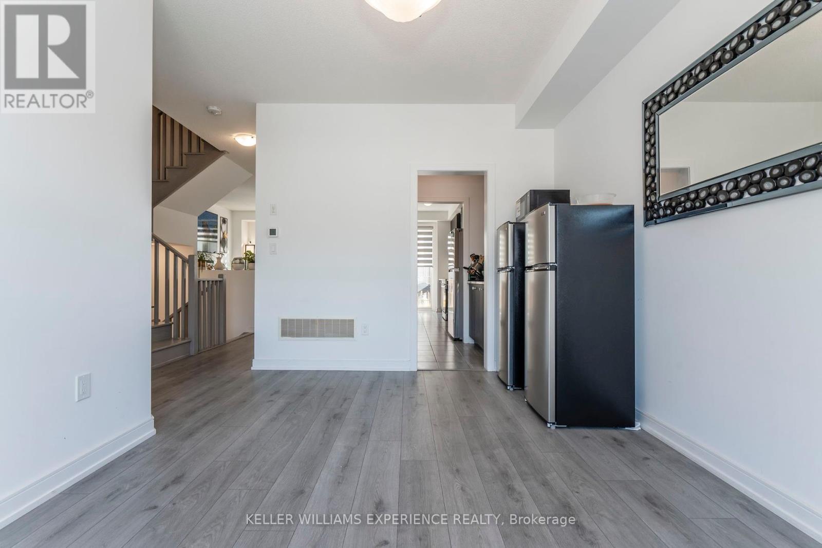115 Blue Forest Crescent, Barrie, Ontario  L9J 0N7 - Photo 21 - S12433249