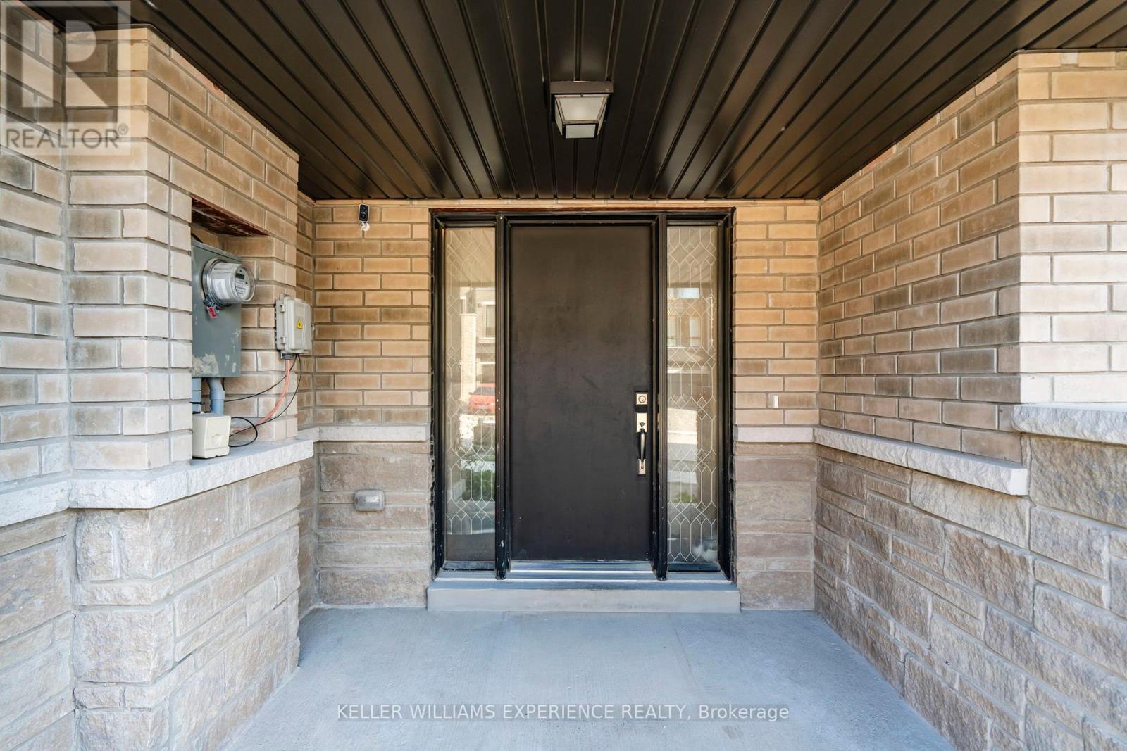 115 Blue Forest Crescent, Barrie, Ontario  L9J 0N7 - Photo 3 - S12433249