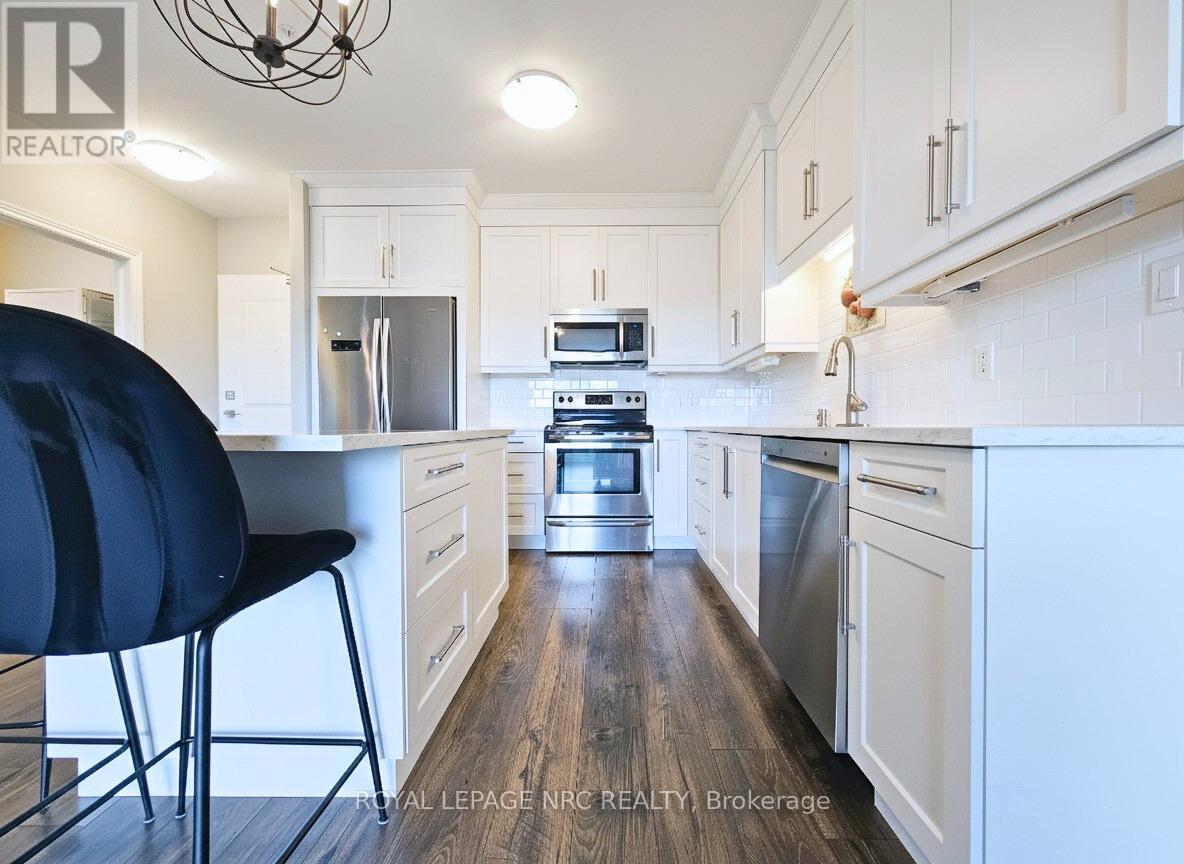 404 - 379 Scott Street, St. Catharines (Vine/linwell), Ontario  L2M 0B7 - Photo 16 - X12387394