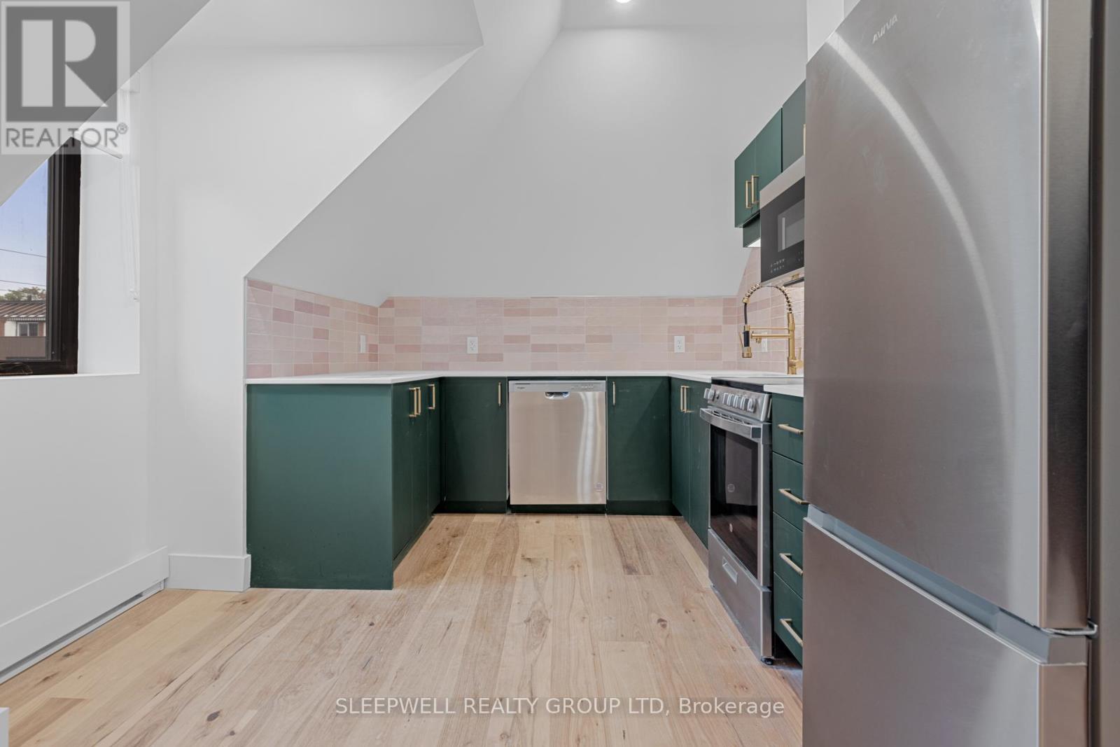 301 - 476 Wilbrod Street, Ottawa, Ontario  K1N 6M8 - Photo 9 - X12433498
