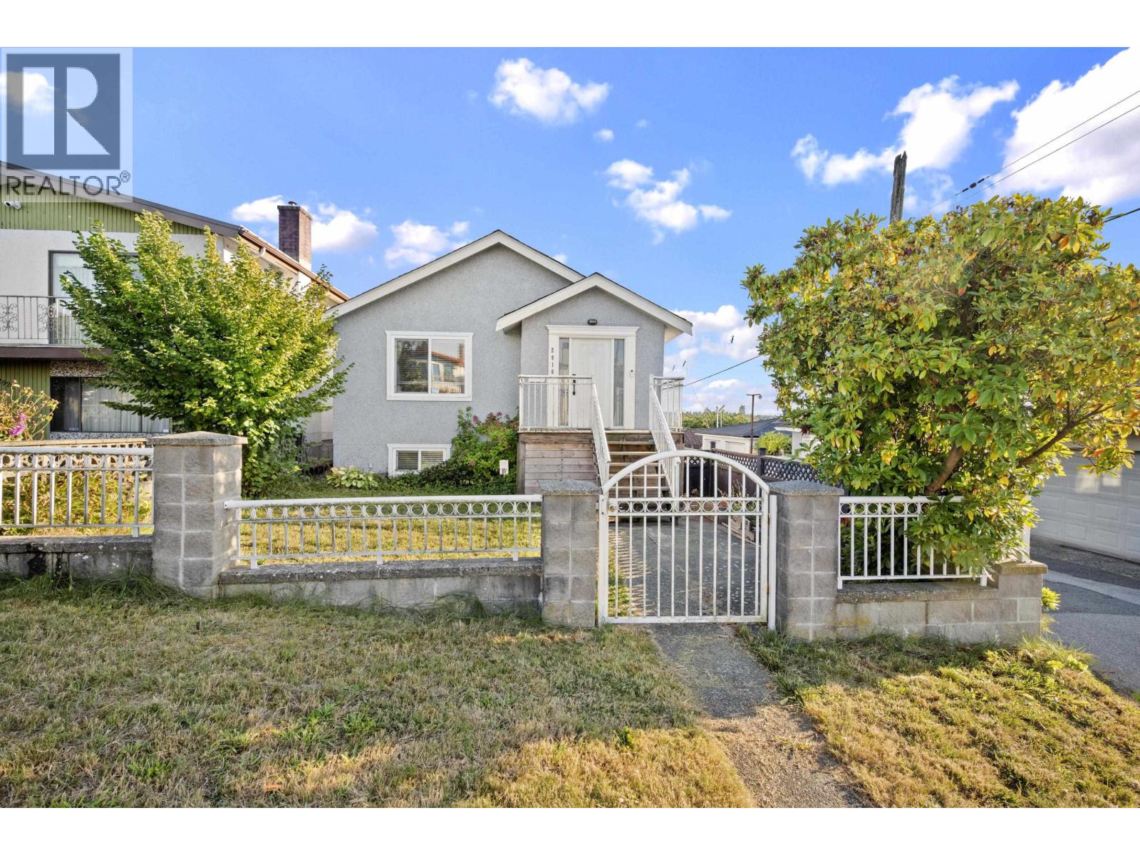 2916 E 6TH AVENUE, Vancouver, British Columbia