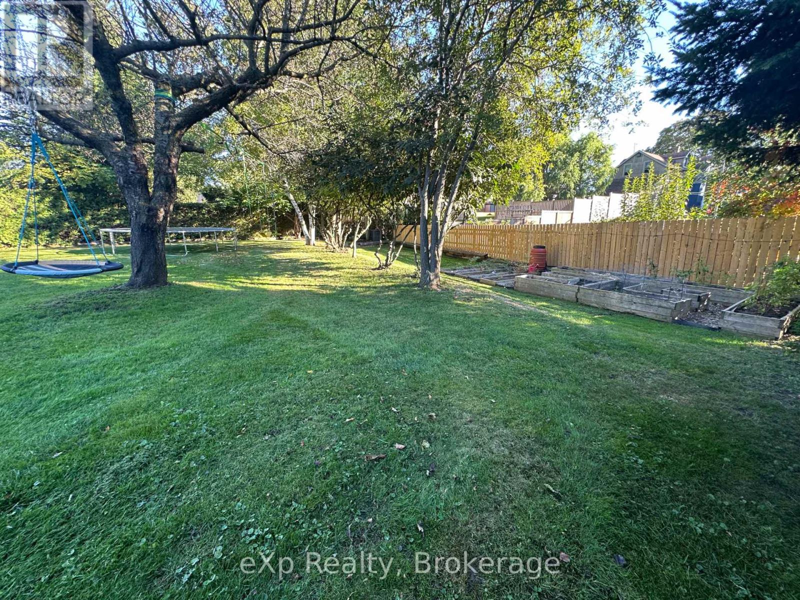 470 Williamsburg Street, Kincardine, Ontario  N2Z 2G3 - Photo 38 - X12433397
