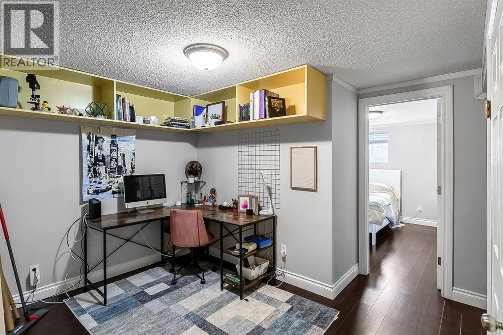 39 Edgeburn Crescent Nw, Calgary, Alberta  T3A 4J5 - Photo 32 - A2253091
