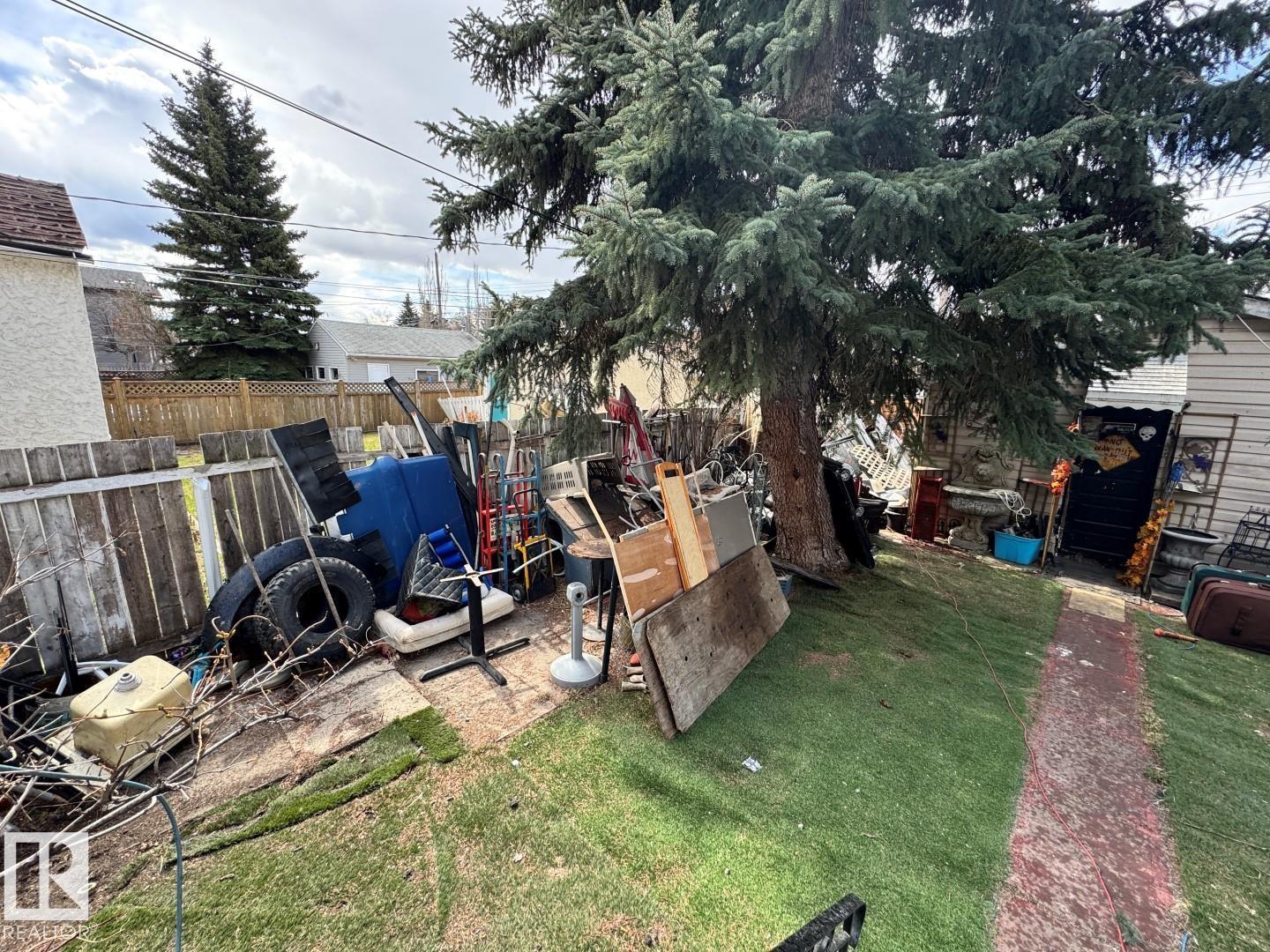 12132 93 St Nw, Edmonton, Alberta  T5G 1E8 - Photo 4 - E4460035