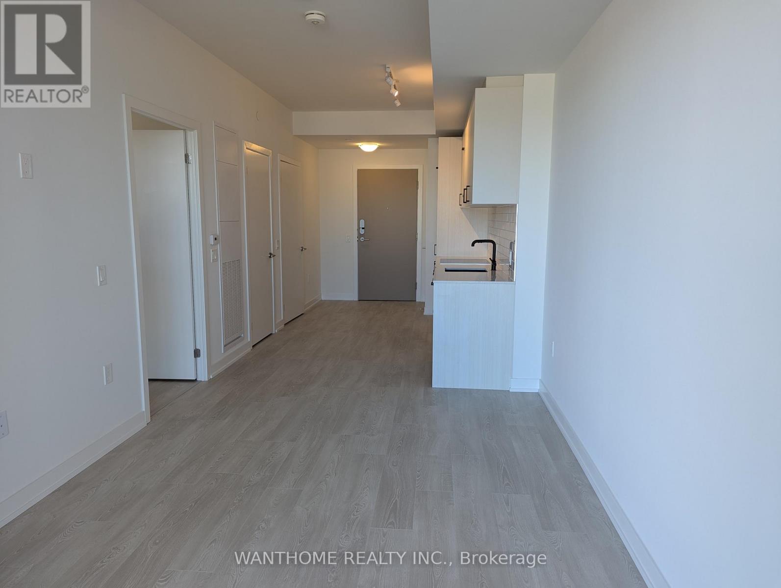 221 - 1 Kyle Lowry Road, Toronto, Ontario  M3C 0S6 - Photo 14 - C12433496