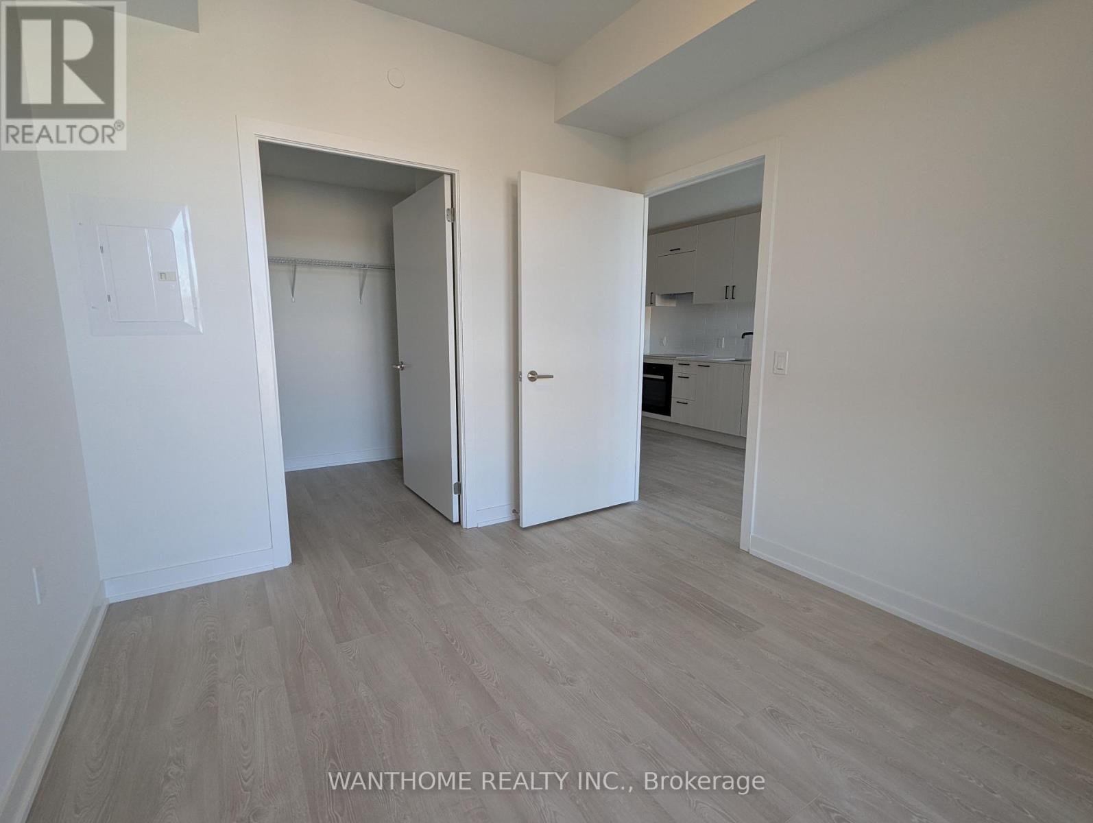 221 - 1 Kyle Lowry Road, Toronto, Ontario  M3C 0S6 - Photo 18 - C12433496