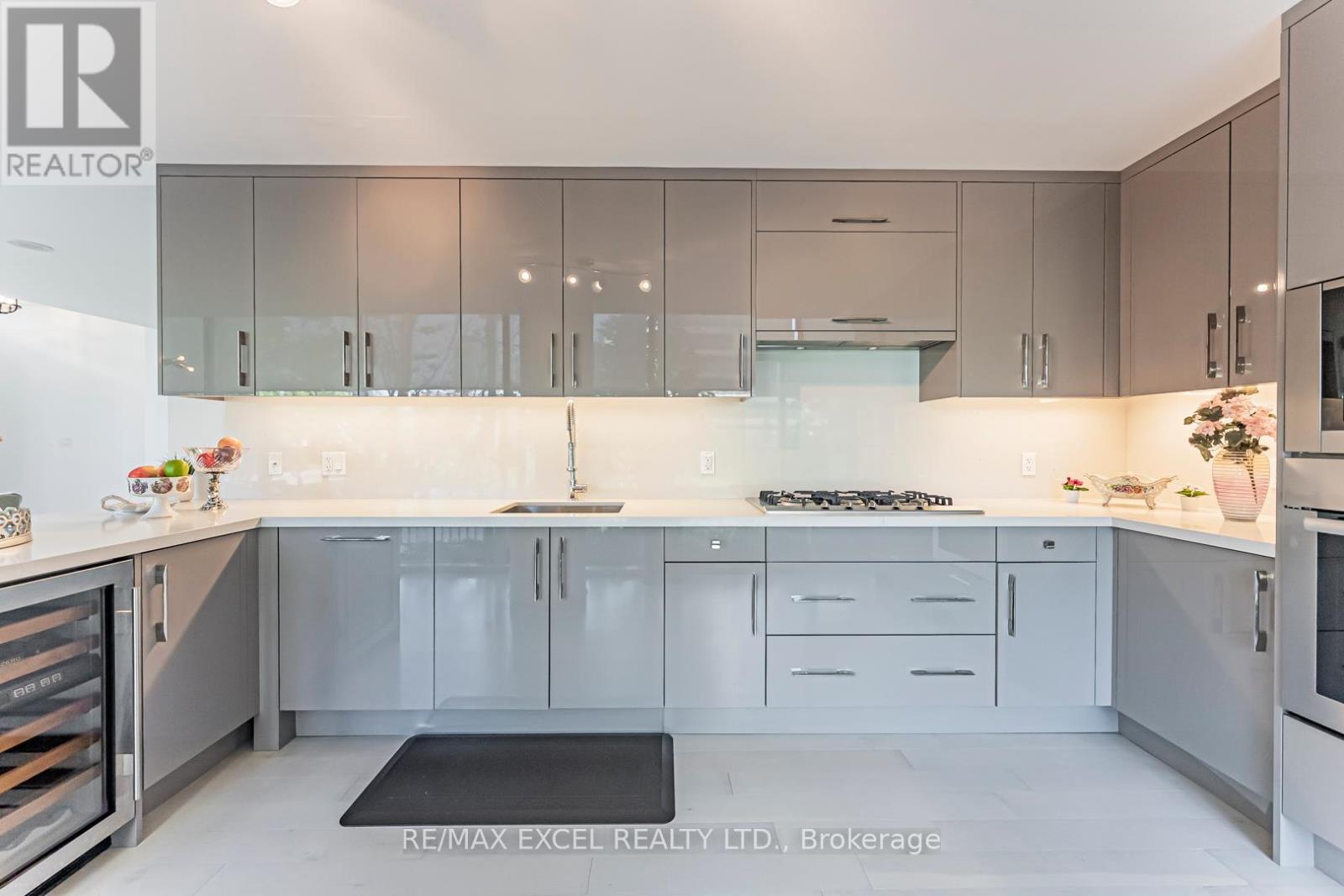 Th127 - 29 Queens Quay E, Toronto, Ontario  M5E 0A4 - Photo 19 - C12430466