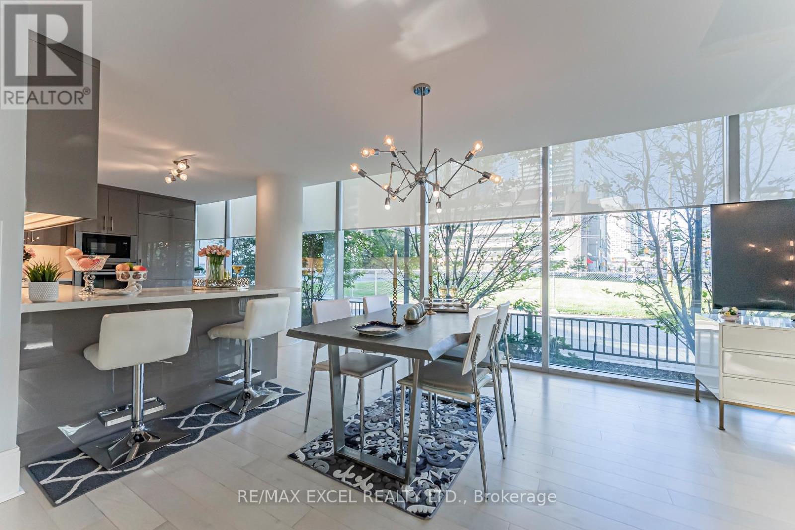 Th127 - 29 Queens Quay E, Toronto, Ontario  M5E 0A4 - Photo 15 - C12430466