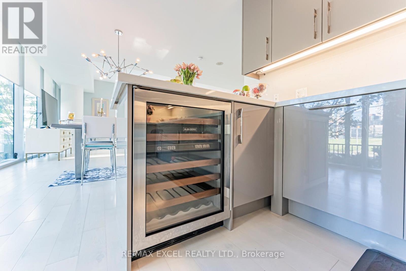 Th127 - 29 Queens Quay E, Toronto, Ontario  M5E 0A4 - Photo 13 - C12430466