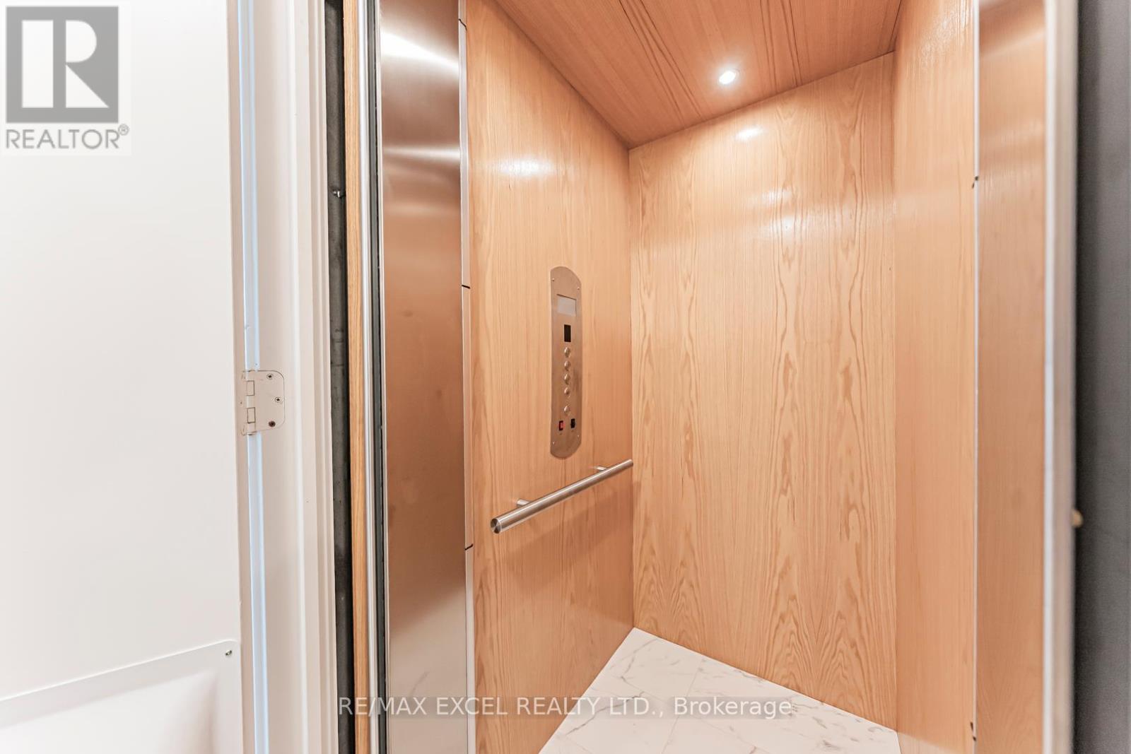 Th127 - 29 Queens Quay E, Toronto, Ontario  M5E 0A4 - Photo 41 - C12430466