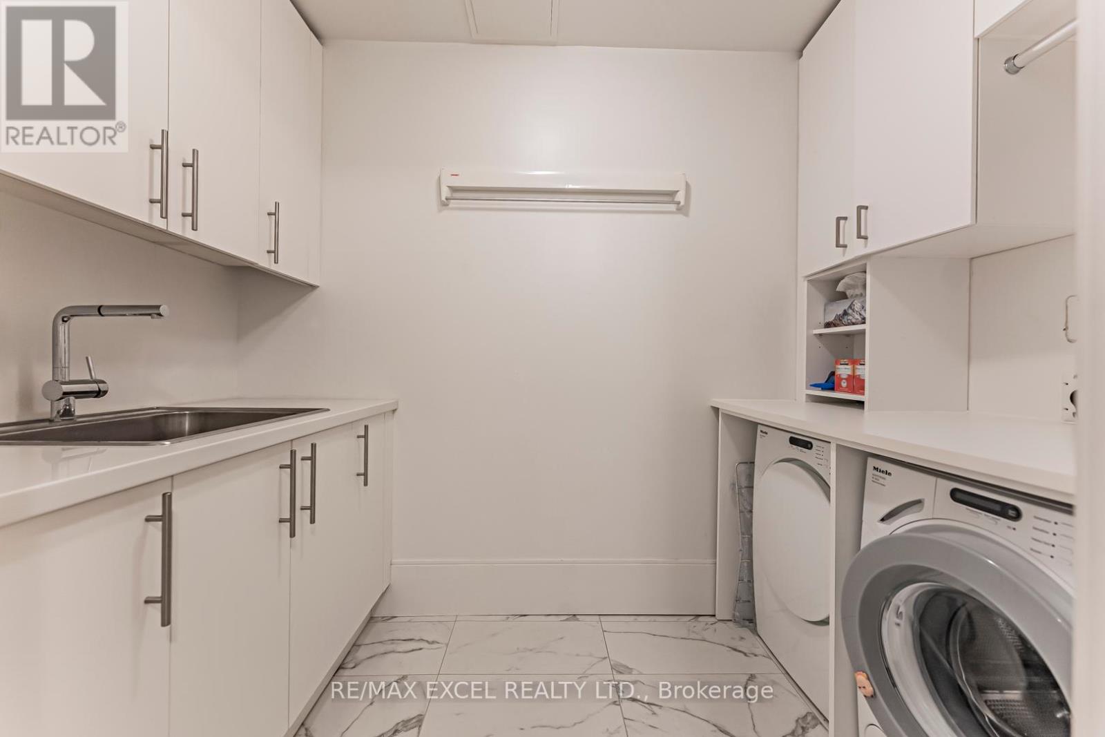 Th127 - 29 Queens Quay E, Toronto, Ontario  M5E 0A4 - Photo 40 - C12430466