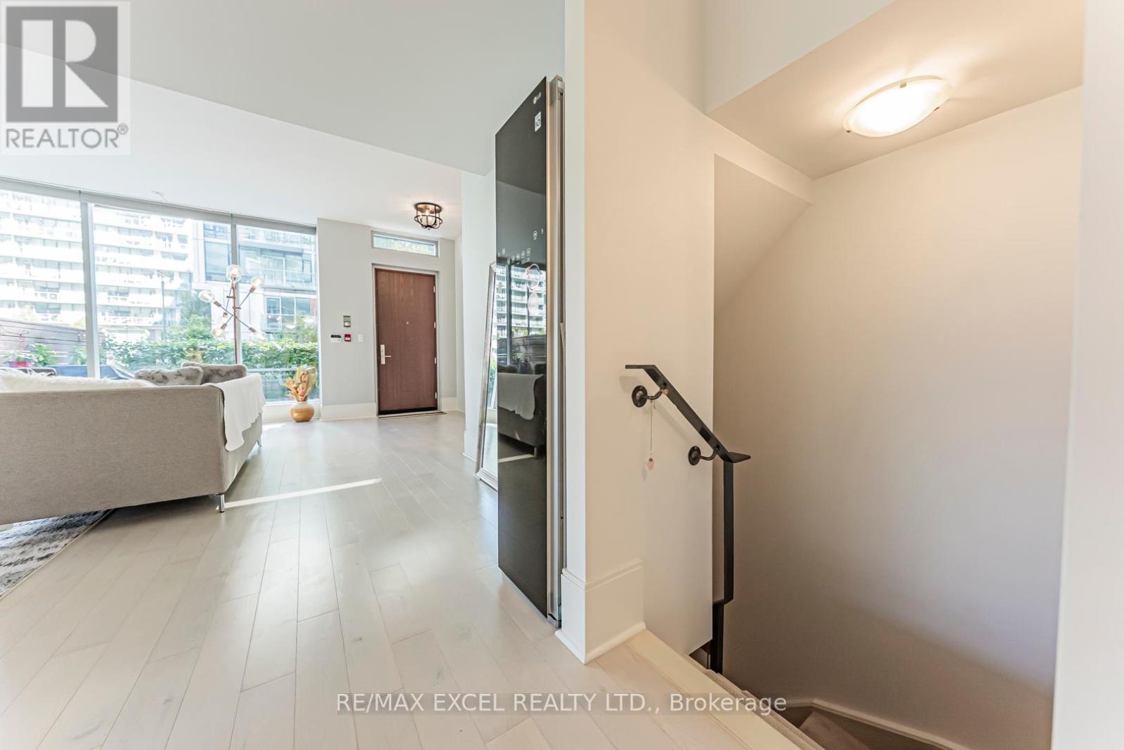Th127 - 29 Queens Quay E, Toronto, Ontario  M5E 0A4 - Photo 39 - C12430466