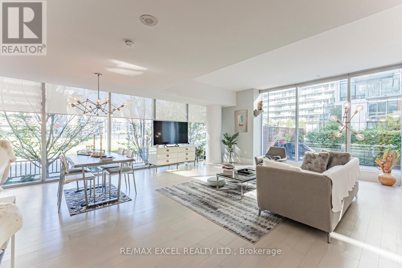 Th127 - 29 Queens Quay E, Toronto, Ontario  M5E 0A4 - Photo 7 - C12430466