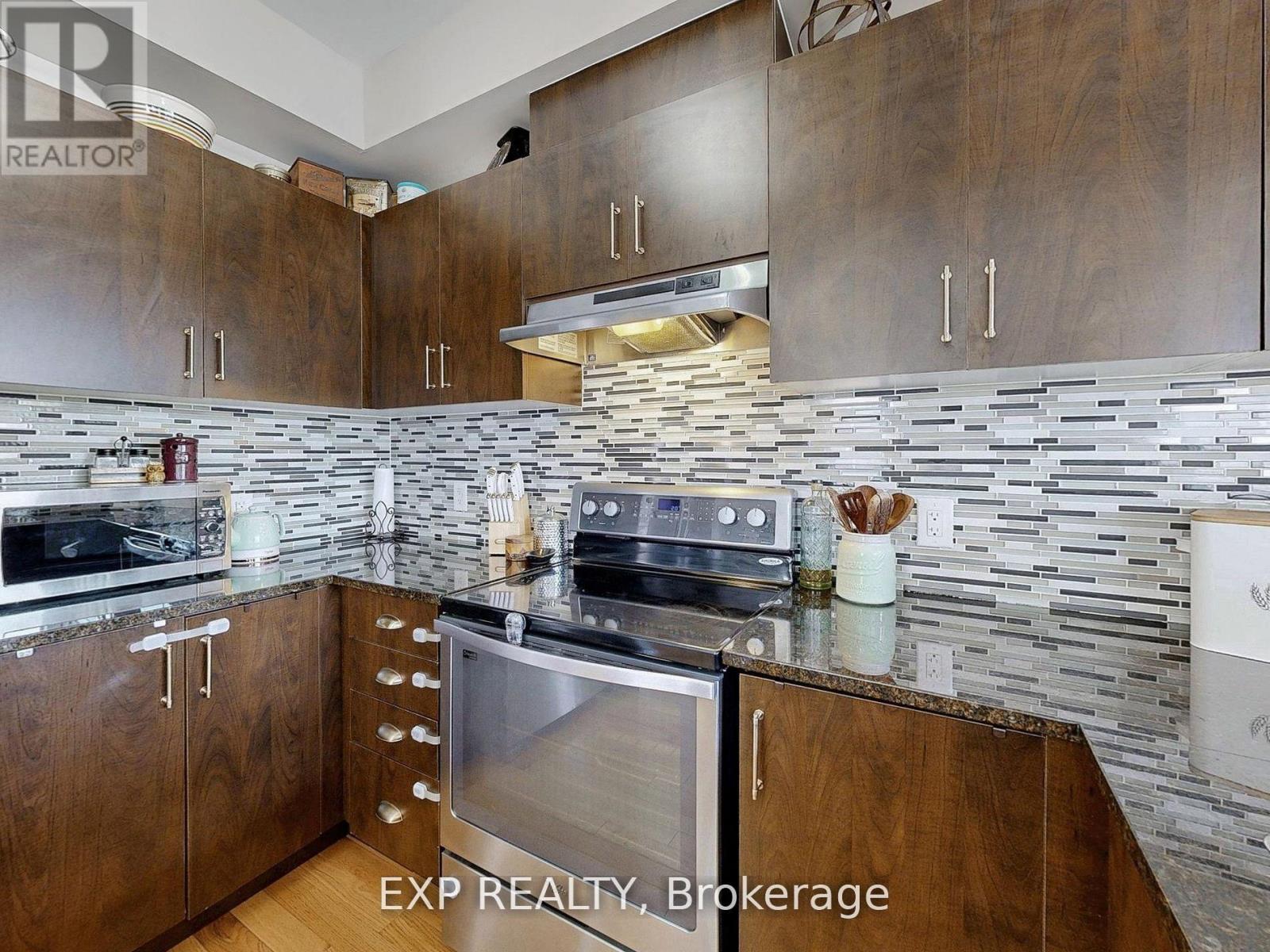 9 Samba Street, Richmond Hill, Ontario  L4E 2Z3 - Photo 11 - N12433506