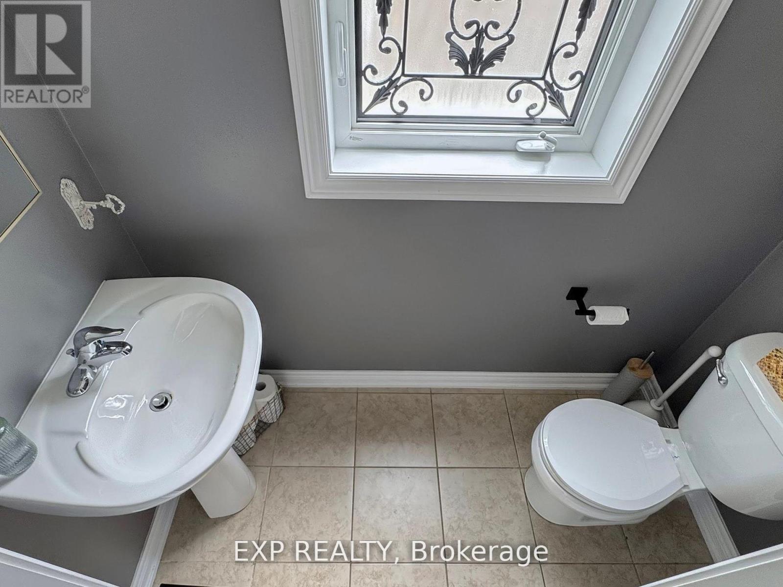 9 Samba Street, Richmond Hill, Ontario  L4E 2Z3 - Photo 18 - N12433506