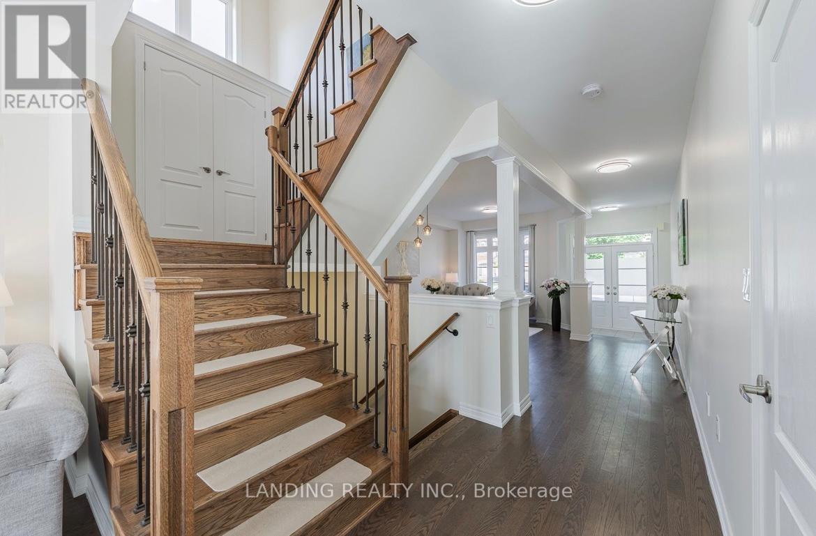 39 Bolsby Court, Aurora, Ontario  L4G 7C4 - Photo 16 - N12433507