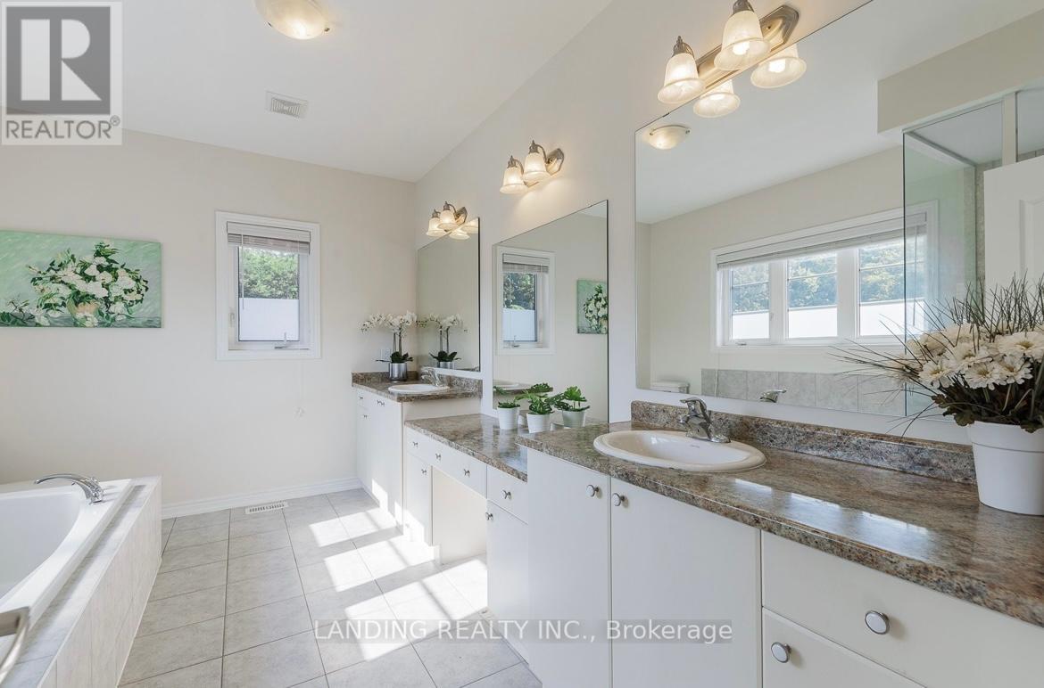 39 Bolsby Court, Aurora, Ontario  L4G 7C4 - Photo 21 - N12433507