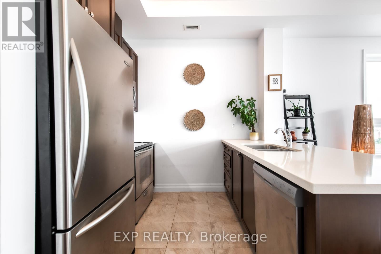 620 - 101 Shoreview Place, Hamilton, Ontario  L8E 0K2 - Photo 10 - X12433493