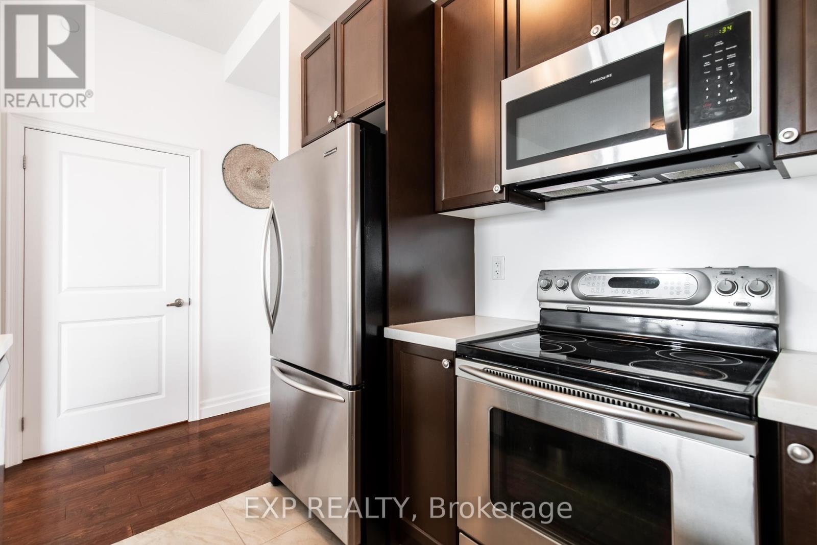 620 - 101 Shoreview Place, Hamilton, Ontario  L8E 0K2 - Photo 11 - X12433493
