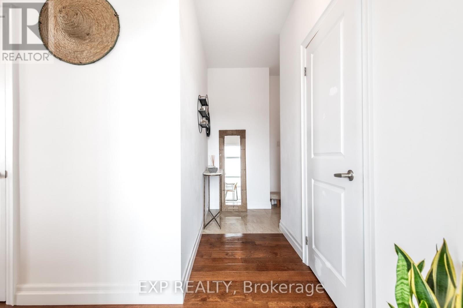 620 - 101 Shoreview Place, Hamilton, Ontario  L8E 0K2 - Photo 7 - X12433493