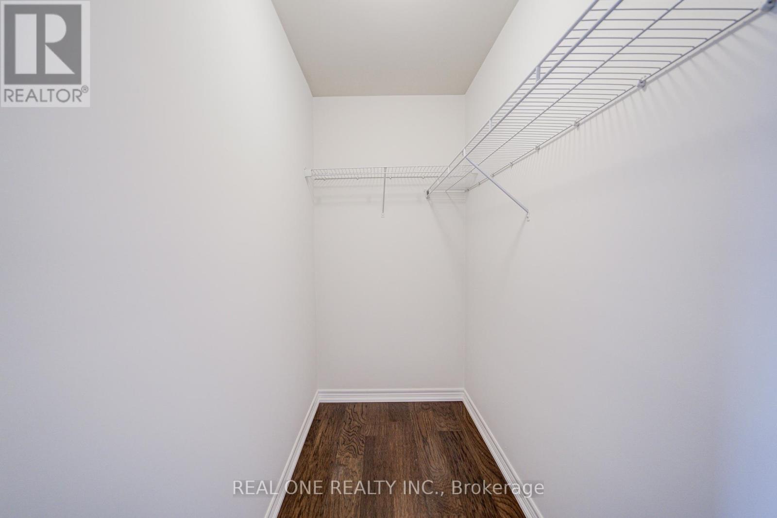 36 Palacebeach Trail, Hamilton, Ontario  L8E 5C3 - Photo 23 - X12433513