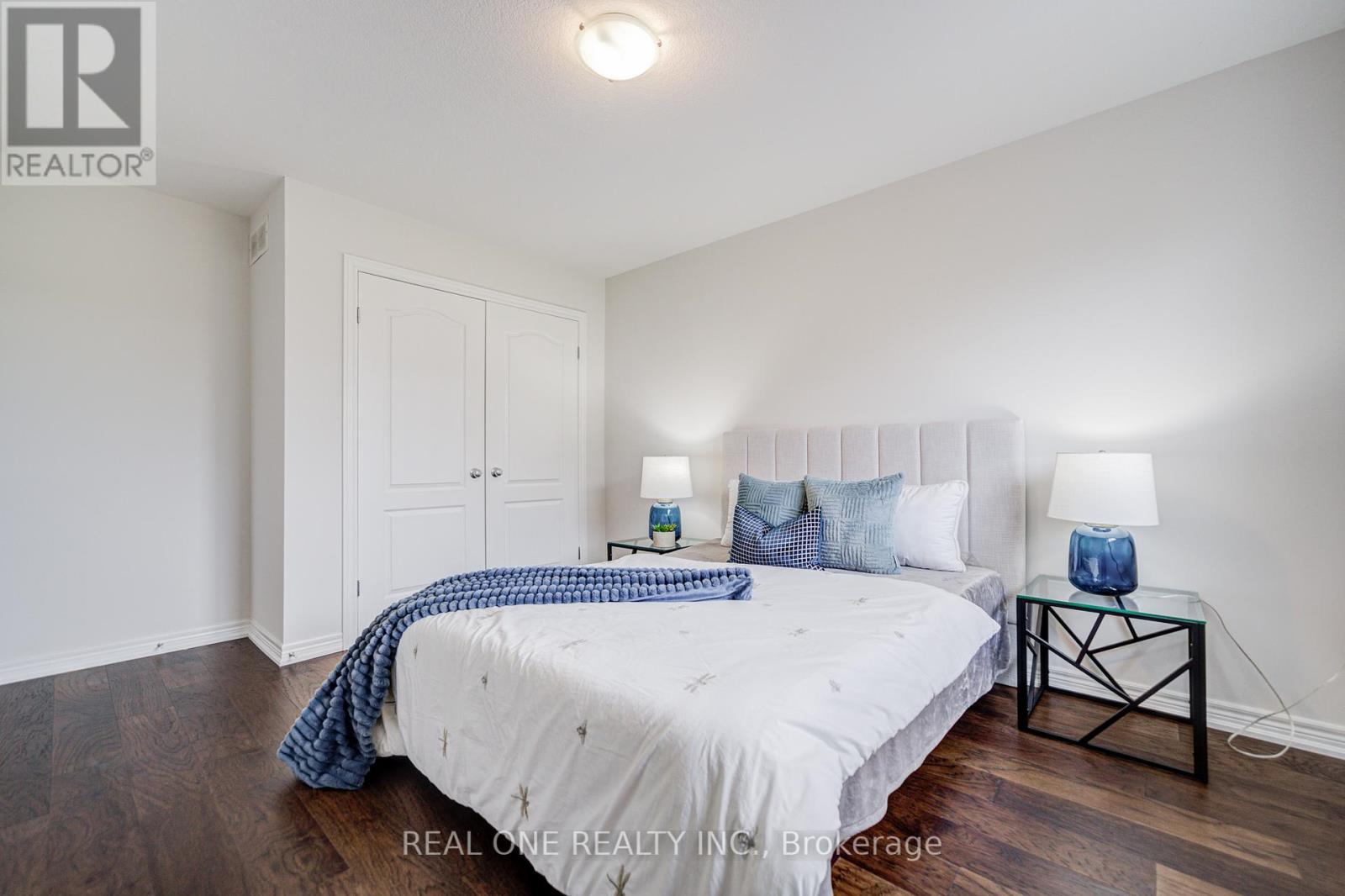 36 Palacebeach Trail, Hamilton, Ontario  L8E 5C3 - Photo 29 - X12433513