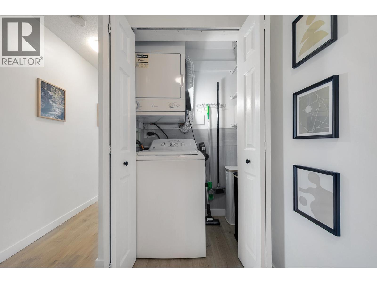 306 225 Mowat Street, New Westminster, British Columbia  V3M 4B1 - Photo 4 - R3053564