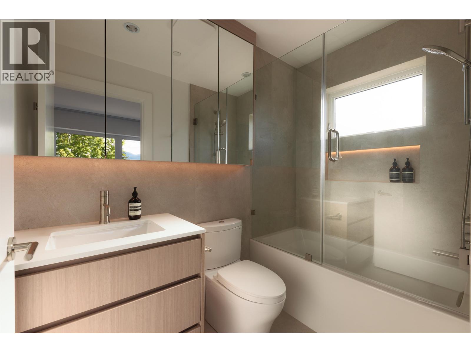 3422 Pandora Street, Vancouver, British Columbia  V5K 1W8 - Photo 29 - R3053568