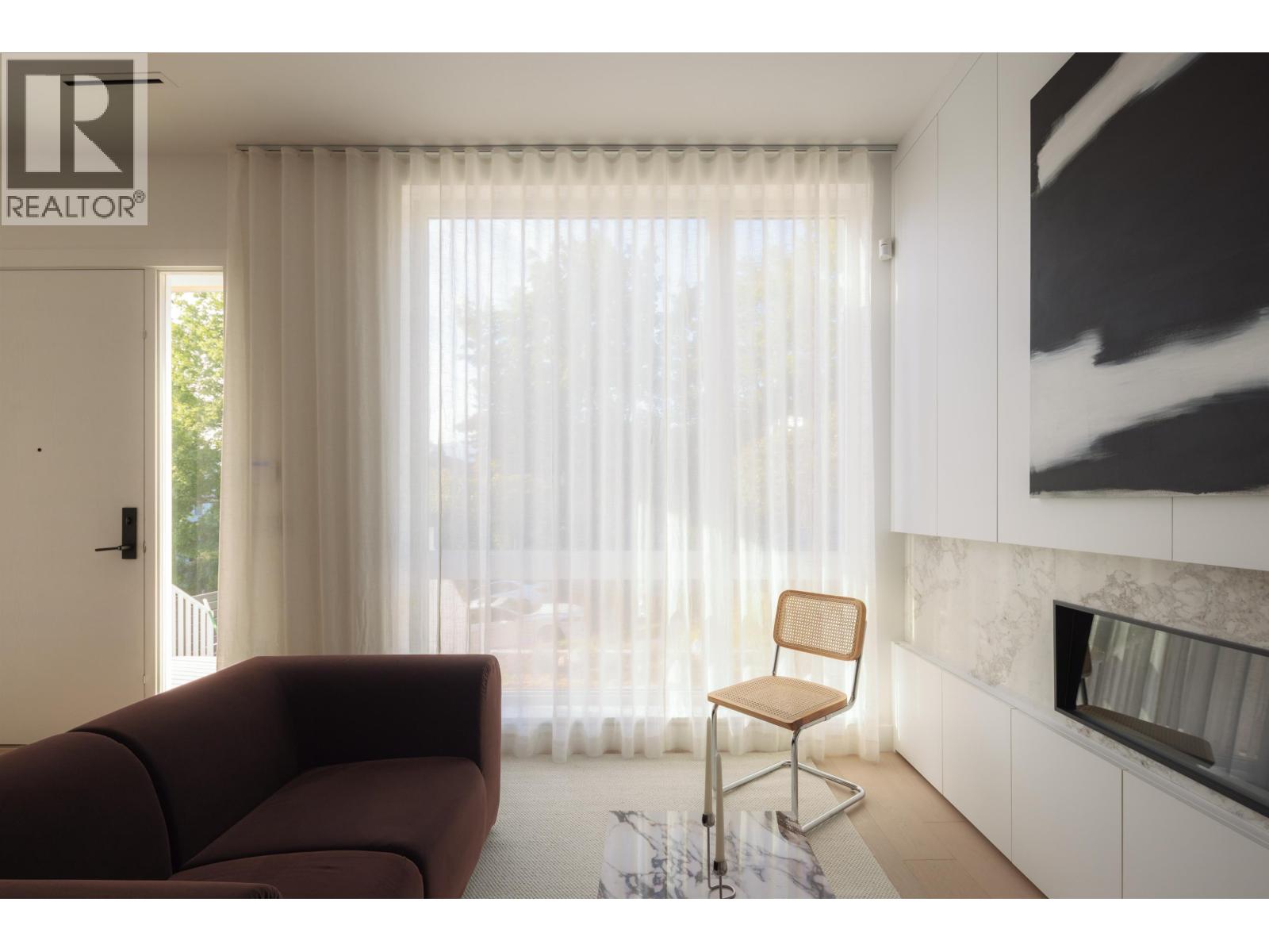 3422 Pandora Street, Vancouver, British Columbia  V5K 1W8 - Photo 4 - R3053568