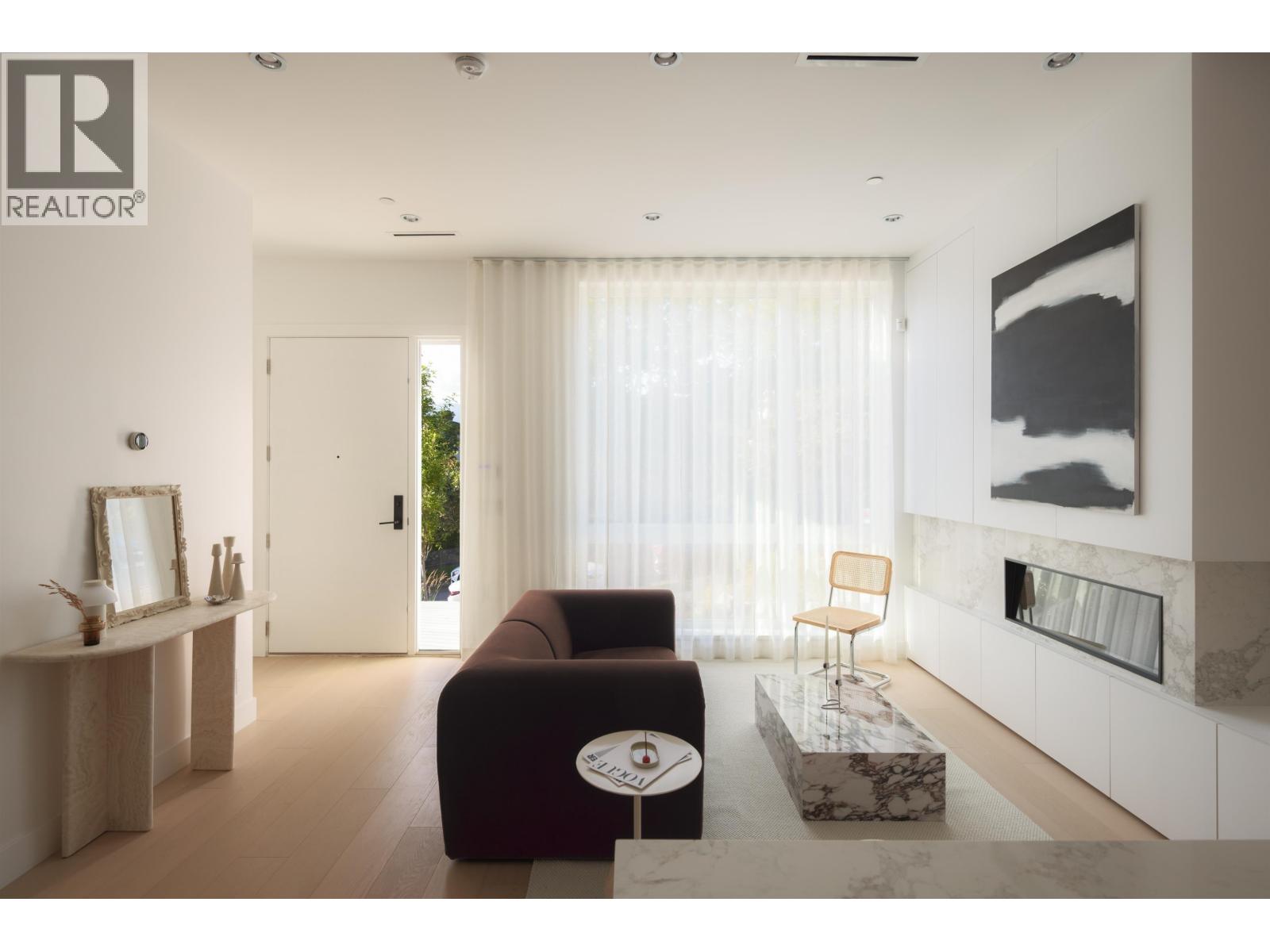 3422 Pandora Street, Vancouver, British Columbia  V5K 1W8 - Photo 5 - R3053568