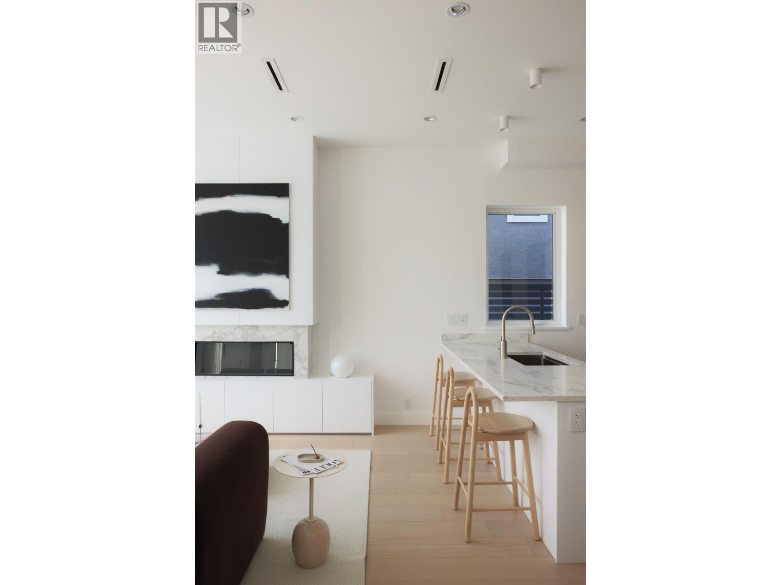 3422 Pandora Street, Vancouver, British Columbia  V5K 1W8 - Photo 6 - R3053568