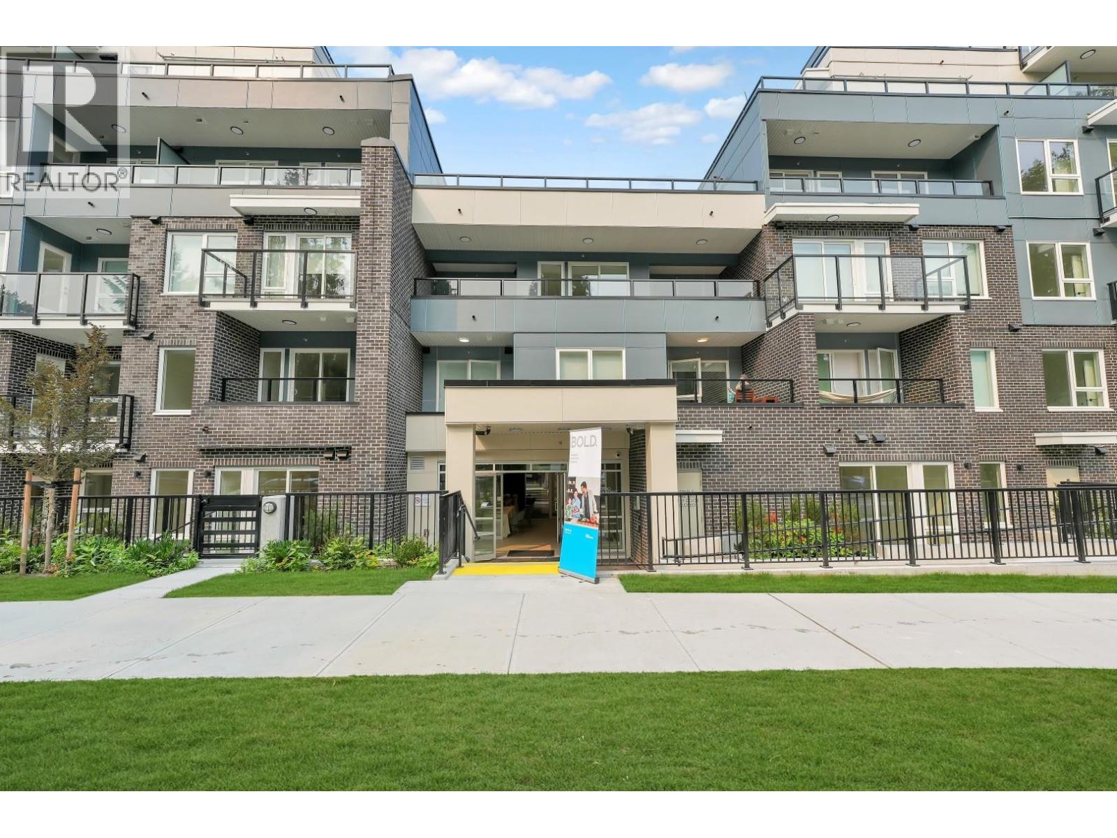 304 1100 Clarke Road, Port Moody, British Columbia  V3H 0N3 - Photo 4 - R3045837